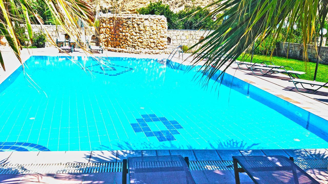 מטלה Dimitris Villa Hotel מראה חיצוני תמונה