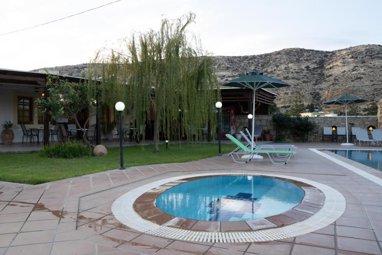 מטלה Dimitris Villa Hotel מראה חיצוני תמונה
